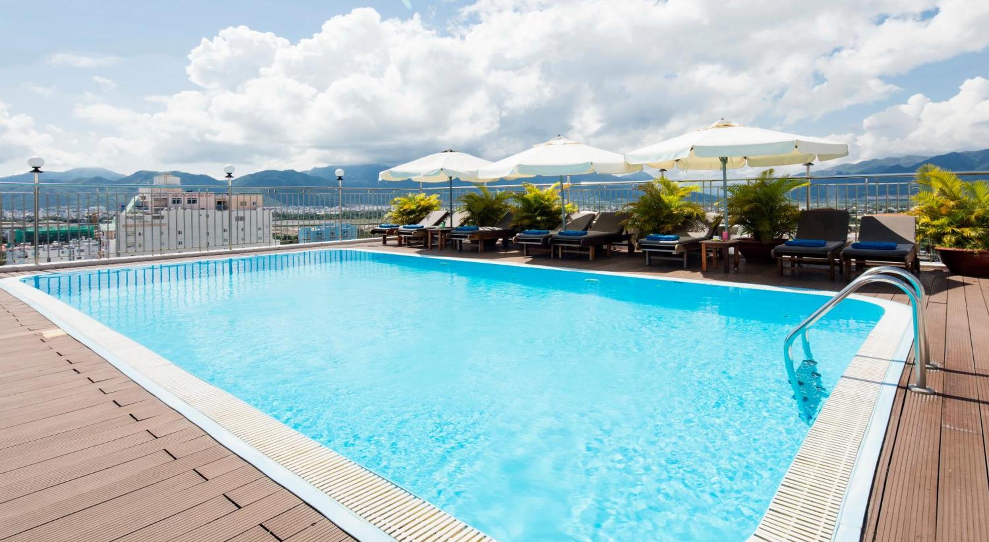 Galliot Hotel Να Τρανγκ Εξωτερικό φωτογραφία