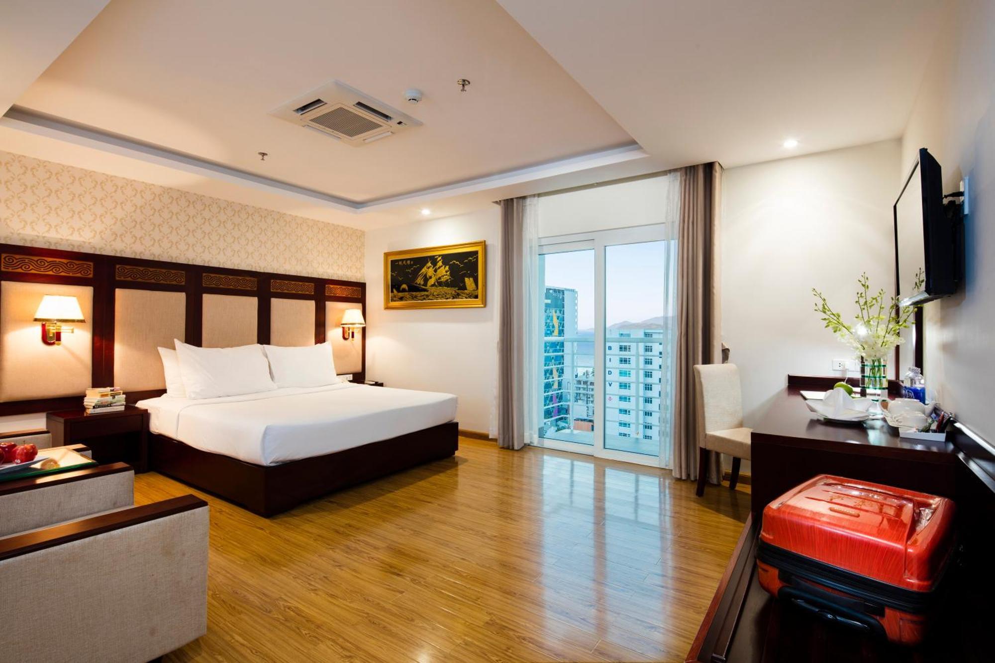 Galliot Hotel Να Τρανγκ Εξωτερικό φωτογραφία